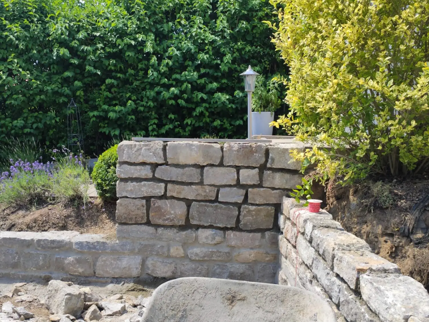 Krenzel - Garten und Landschaftsbau - Villa bekam neue Mauern