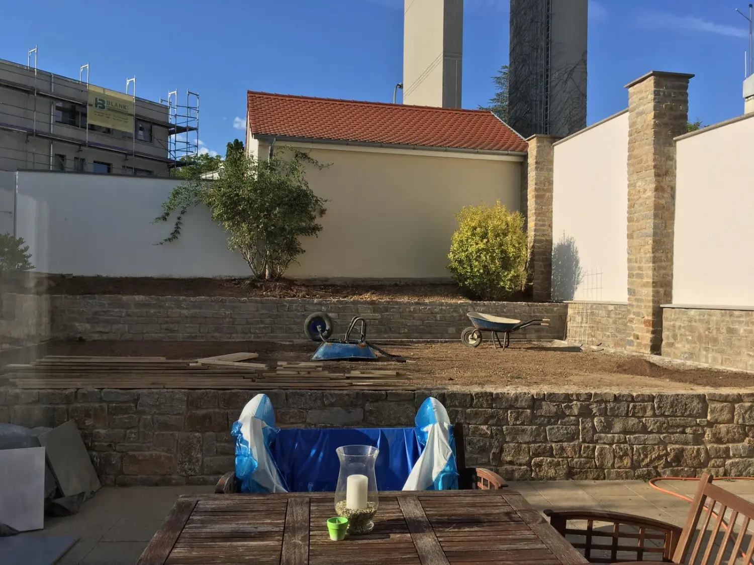 Krenzel - Garten und Landschaftsbau - Villa bekam neue Mauern