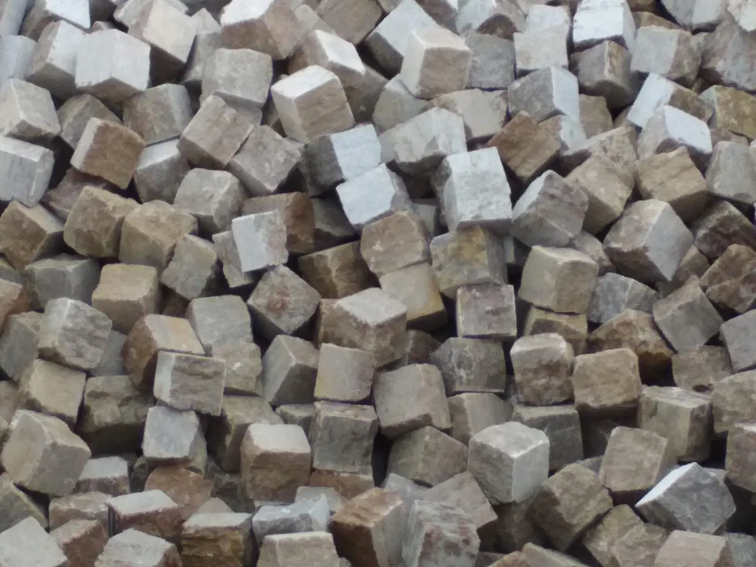 Krenzel - Garten und Landschaftsbau - Natursteine ​​in ihrer Vielfalt