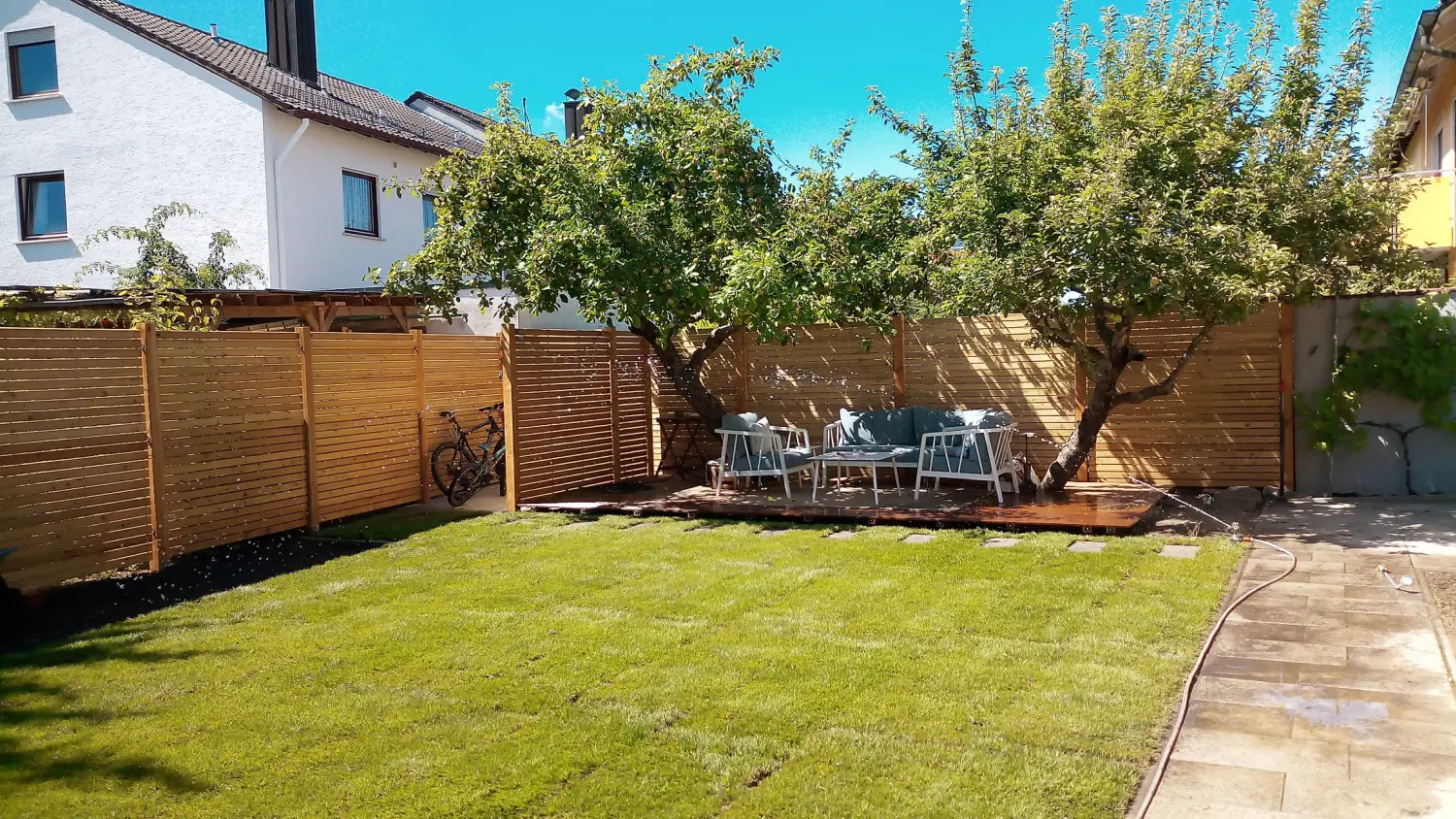 Krenzel - Garten und Landschaftsbau - Rasen und Garten Impressionen