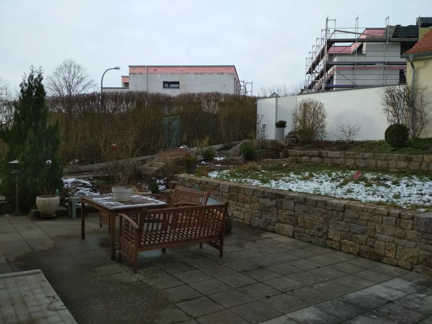 Krenzel - Garten und Landschaftsbau - Villa bekam neue Mauern