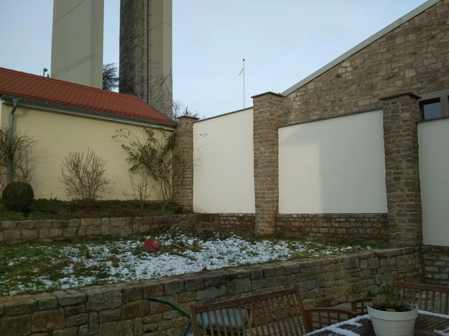 Krenzel - Garten und Landschaftsbau - Villa bekam neue Mauern